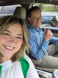 Karin Lowery's Instagram, Twitter & Facebook