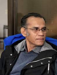 Here comes perhaps the only known portrait of the great Sheikh Chilli.  Published 24 August 1945, weekly Munadi, Delhi.