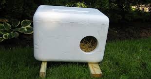 I wanted to make another feral cat shelter from a plastic storage bin that would fit in the little alcove underneath my house. Winter Shelter Bins For Community Cats Faq Aspcapro