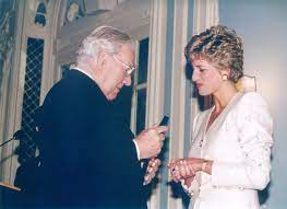 Epingle Sur Princess Diana Hrh