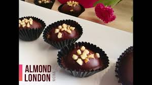Tabur dengan badam cincang dan sejukkan sepehunyan dulu sampai coklat beku sebelum masukkan kedalam balang. Resepi Almond London Rangup Sukatan Cawan By Nicina Youtube