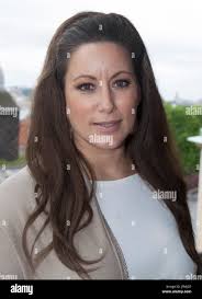 Lisa sänger -Fotos und -Bildmaterial in hoher Auflösung