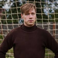 Trautmann played for manchester city until 1964, making 545 appearances. The Keeper The Man Who Played An Fa Cup Final With A Broken Neck