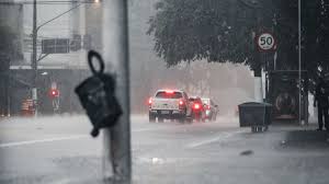 Lluvias torrenciales y alerta por inundaciones: así estará el clima hoy en México