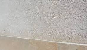 Comment coller du papier peint avec un motif? Comment Revetir Un Mur Avec Des Tissus Le Bricolage De A A Z