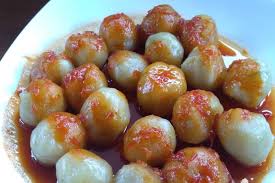Semua produk cilok sebetulnya menggunakan resep dasar yang. Tips Bikin Cilok Empuk Dan Kenyal Dari Pilih Tepung Sampai Cara Rebus