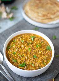 2) soak in enough room temperature water for 8 hours or overnight. Easy Sprouts Curry Piping Pot Curry