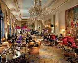 Stay At Four Seasons Hotel George V Paris My Perfect Honey Moon Hotel Lobby Design Paris Luxury Four Seasons Hotel