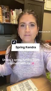 Kendra Scott Elisa Open Frame Necklace Adveng Calendar