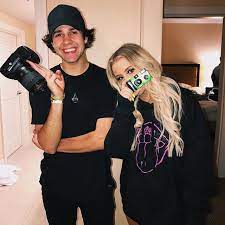 David Dobrik And A Fan Last Night At Playlist Live Vlog Squad Playlist Live David Dobrik