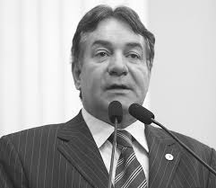 Legislativo presta homenagem aos 70 anos da Fiepe