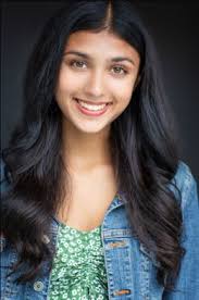 Актёры, режиссер и создатели сериала Сплетница (2021-2023)