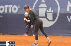 Cîrstea byla s tenisem seznámena ve čtyřech letech její matkou. Galerie Foto Sorana Cirstea S A Calificat In Sferturi La Nurnberg È™i L A Cucerit Pe Comentator