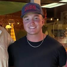 Sterling Cox (@sterling.cox) • Instagram photos and videos