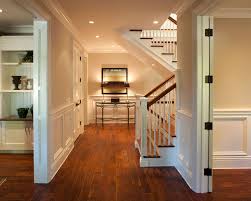 Rustic furniture, simple timber paneling, no clutter, plain unadorned walls and natural earthy colours are the distinguishable decoration features of the american colonial style. Colonial Style House Interior Design Novocom Top