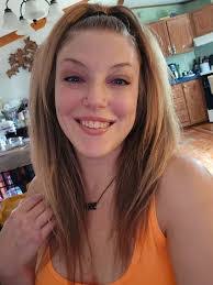 Alicia Scully's Instagram, Twitter & Facebook