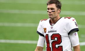 Let the trash talk begin, brady calls out rodgers and dechambeau. Tom Brady Asked About His Viral Free Agency Comment