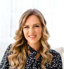 Inspiring Conversations with Amanda Reilly of Floyds Tale Veterinary  Acupuncture