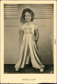 31 (backwards) shirley temple (head) shirley temple 13 (torso). Ansichtskarte Shirley Temple Als Kind Posiert 1940 Nr 126499 Oldthing Ansichtskarten Spielzeug Kinder Unsortiert