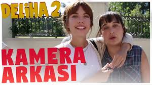 Deliha 2 son dönemlerde beğenilen komedi filmleri arasında yer alıyor. Deliha 2 Kamera Arkasi Youtube