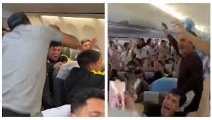 Polémica en el Aire: Aerolíneas Argentinas Critica a Peñarol Antes del Cruce con Racing - Imagen principal del artículo