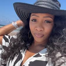 Ebony Byrd 🖤 (@iam_ebonybyrd) • Instagram photos and videos