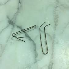 Bobby pins have ridges and closed tips and are used to keep the hair in place, laying close to the smaller sections of hair are best for ensuring the bobby pins hold. New Kind Of Bobby Pin Bobby Pins For Thick Coarse Hair