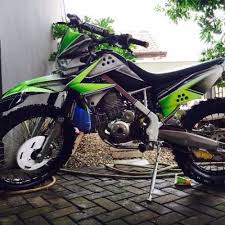Modif kawasaki klx supermoto simpel kawasaki klx modifikasi supermoto cdi i imex 2 super paket brt = 1.550.000 klep. Jual Kawasaki Klx 150 S 2013 Modif Kab Majalengka Dimas909 Tokopedia