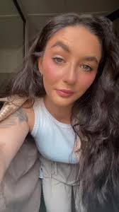 Lily Coates's Instagram, Twitter & Facebook