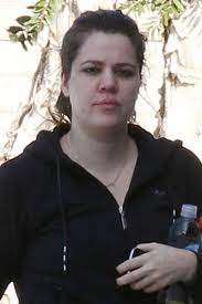 This Is What The Kardashians Look Like Without Makeup Khloe Kardashian Without Makeup Celebs Without Makeup Kim Kardashian Without Makeup