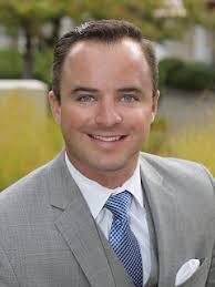 Dennis Wallick's Instagram, Twitter & Facebook