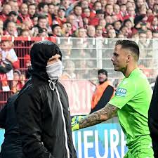 5:0 gewann köln bei hertha. Berlin Derby In Der Bilanz Pleiten Pech Und Pyrotechnik Bei Union Gegen Hertha Stern De