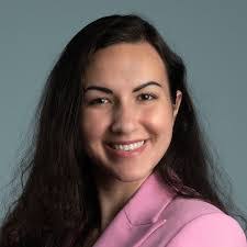 Stephanie Grasso's Instagram, Twitter & Facebook