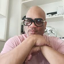 This girl I know from Instagram spoke to me in the club last night but I  didn't speak back because every time somebody die she posts "I just spoke  to them" I