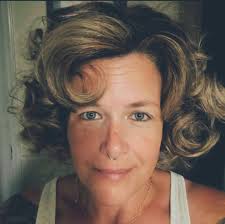 Who are good dog groomers for deshedding in Wake Forest?