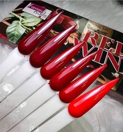 Colección de Geles Red Wine - Fantasy Nails 3
