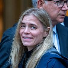 Egos, tantrums and the life of the Hollywood PA