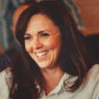 Dolores Redding's Instagram, Twitter & Facebook