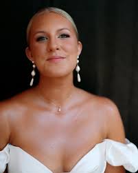 Colorful, vibrant and fun was everything about this wedding. 📸 Alex  Johnson Photography #weddingflowers #weddingflorist #twincitiesflorist  #colorfulweddingflowers #wisconsinwedding #weddinginspiration