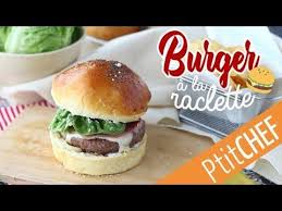 Recette De Hamburger Au Fromage Raclette Ptitchef Com Hamburger Au Fromage Recettes Hamburgers Fromage Raclette