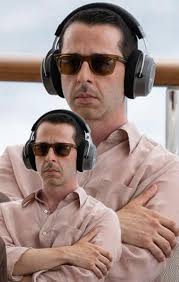 Do you think Kenny boo bear would feel better about losing the CEO position  if Tom gave him a miniature version of himself to hang out with? :  r/okbuddysuccession