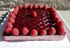 Bavarois Framboise Et Son Miroir Avec Images Bavarois Framboise Framboise