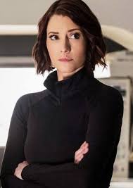 Emily and Shira confrontation at DAR event in Gilmore Girls