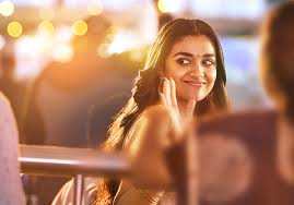 Loc ocupat de cineva sau de ceva într o ierarhie administrativă, bisericească, militară sau diplomatică după criteriul importanţei, funcţiei etc.; Keerthy Suresh Pins Hopes On Rang De News Today First With The News