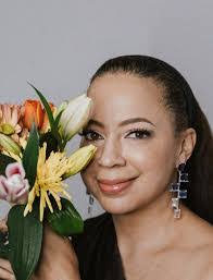 Alex Sack's Instagram, Twitter & Facebook