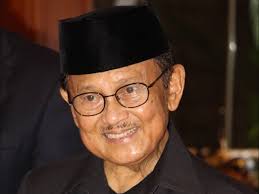 Dikutip dari insertlive dan beberapa sumber, berikut 15 ucapan inspiratif bj habibie yang penuh makna Tokoh Bangsa Penuh Inspirasi Berikut 5 Kutipan Inspiratif Bj Habibie Tentang Cita Dan Cinta Soco By Sociolla
