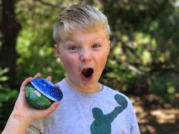 Found our first painted rock, joining the fun