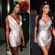 Evangelista joined naomi campbell, cindy crawford and christy turlington for the finale of versace's fall 1991 collection. Kim Kardashian Recreates Naomi Campbell S 90s Looks With Her Vintage Outfits People Com