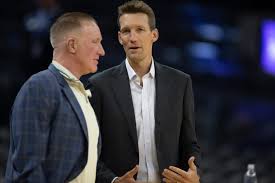 Warriors Notes: Dunleavy, Offseason, Curry, Richard