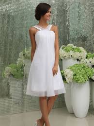 Wenn sie weiß beibehalten möchten, können sie sich beispielsweise für ein weißes kleid mit blütendruck entscheiden. Schlicht A Linie Sommer Strand Brautkleid Empire Schwanger Kurz Tull